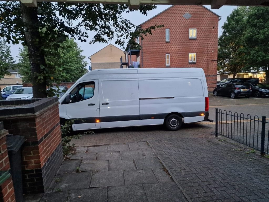 Man with Van services in Seven Sisters