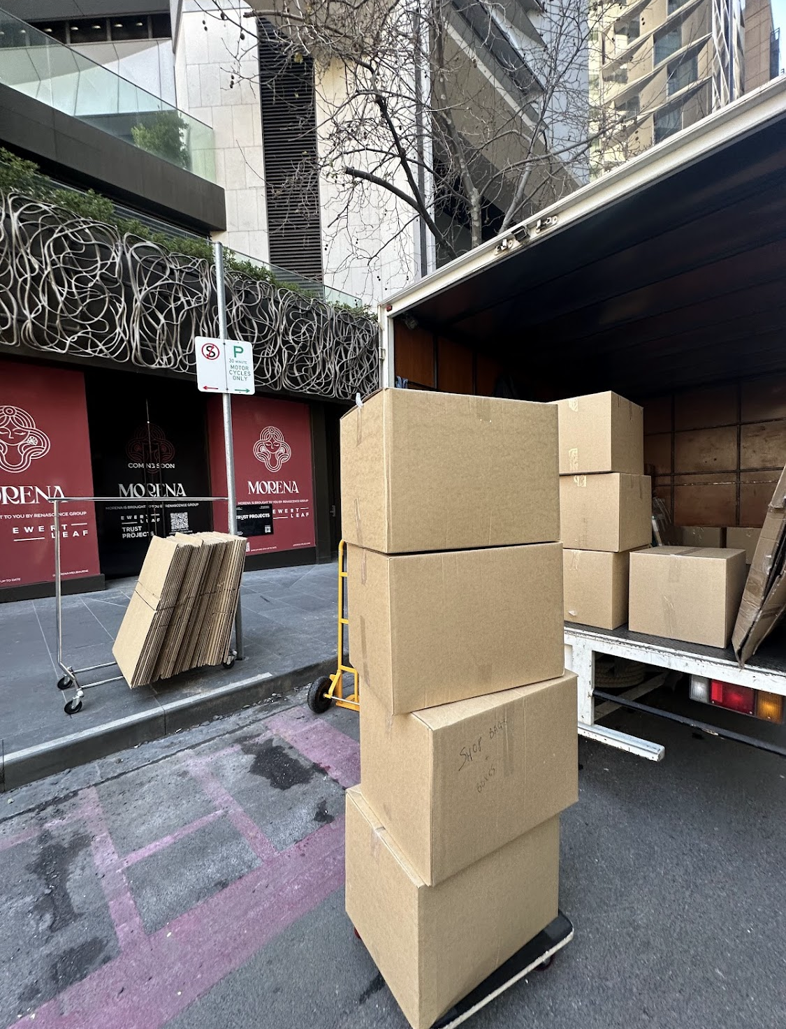 luton van service in North London